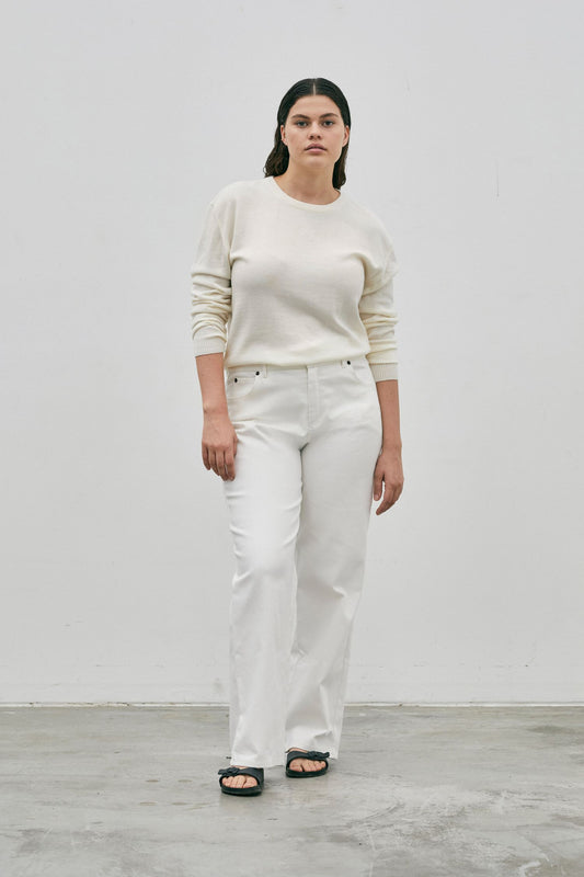 01 Crewneck Ivory