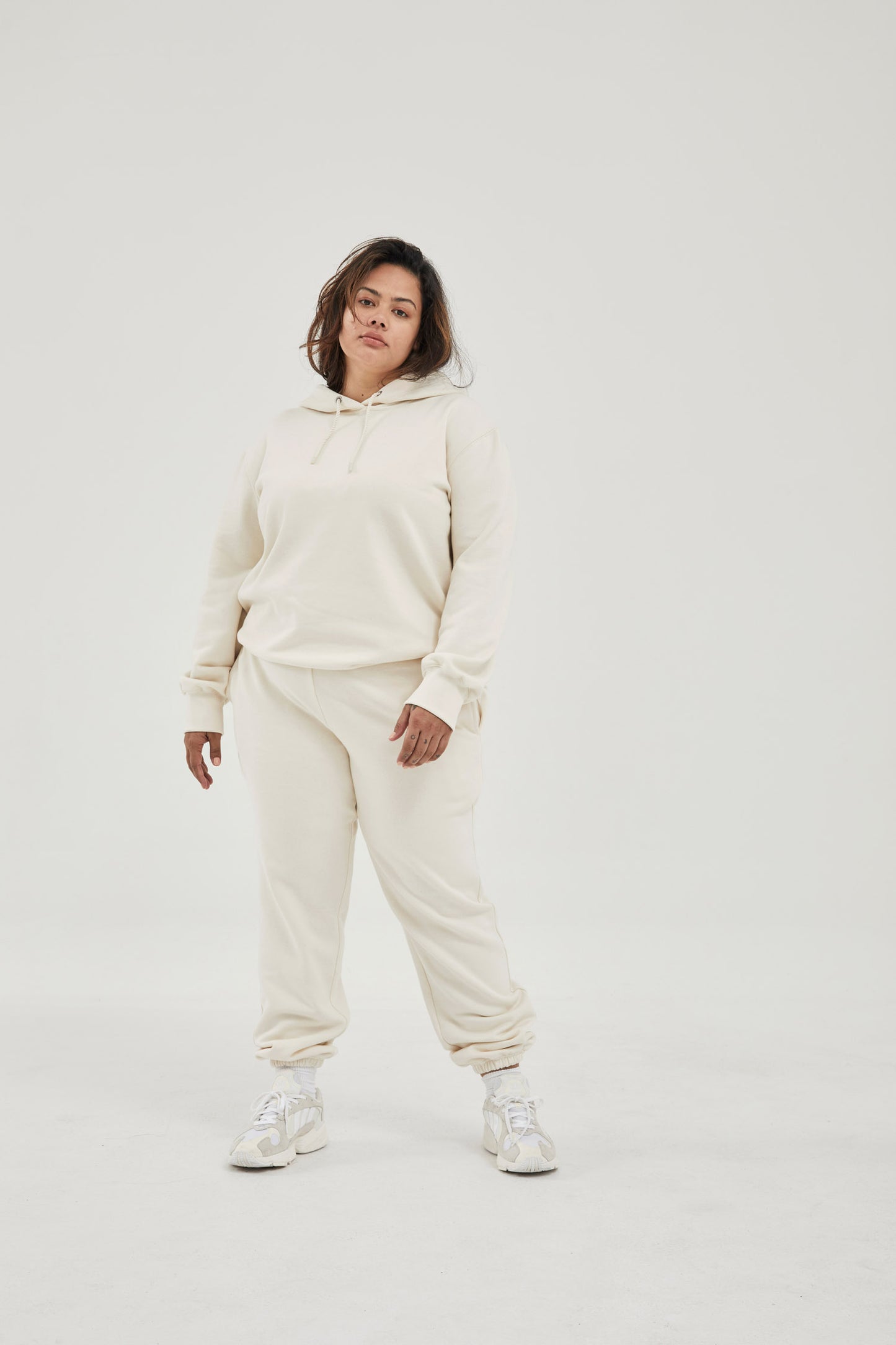 01 Hoodie Bone