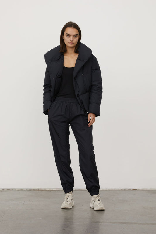 The Beyond Puffer™ Black