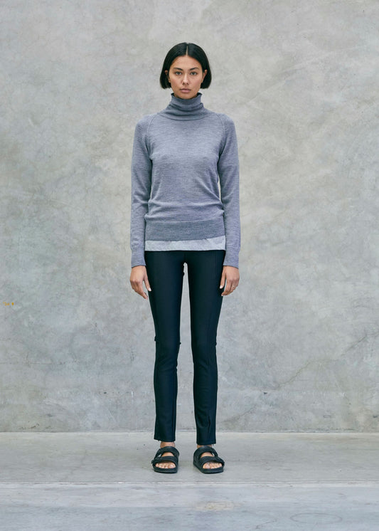 Turtleneck Raglan Knit Grey