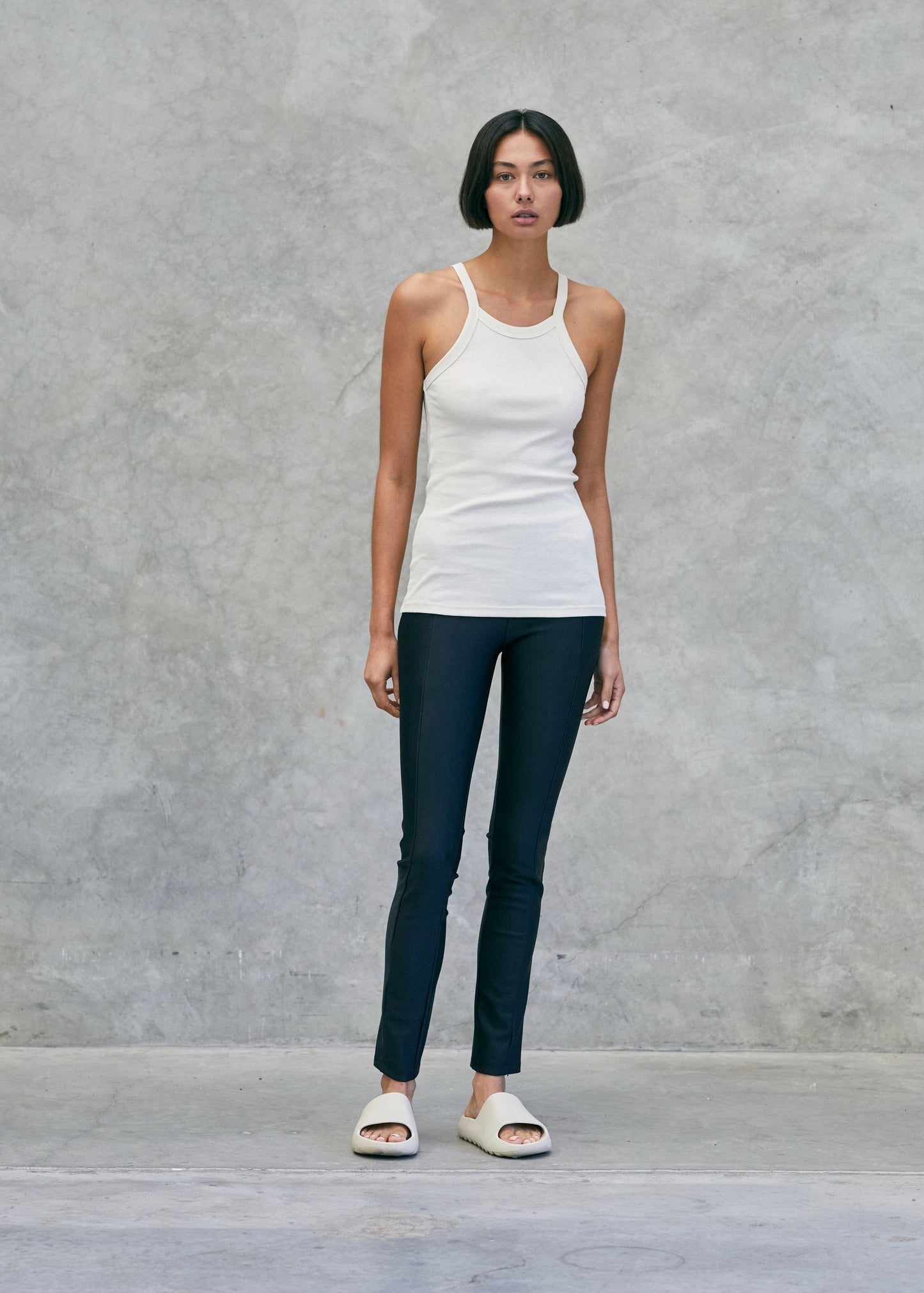 01 Singlet White