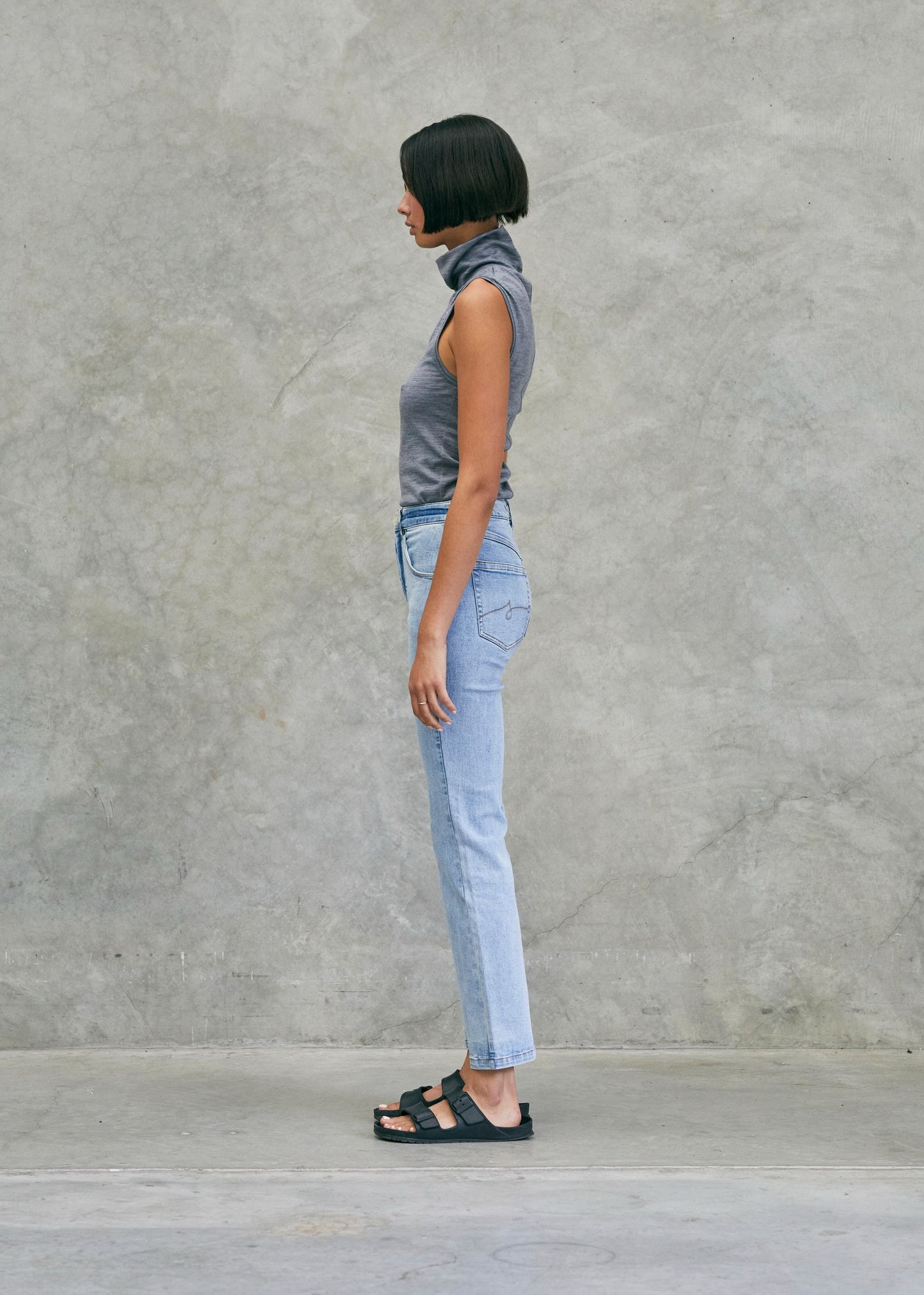 01 Turtleneck Singlet Grey