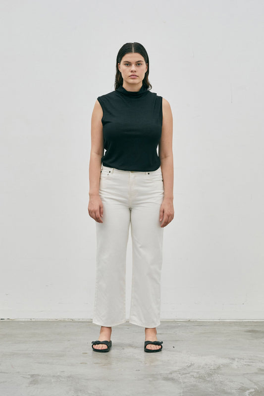01 Turtleneck Singlet Black